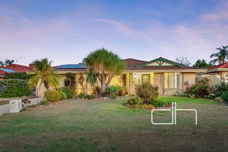 31 Azelia Street, Alexander Heights WA 6064