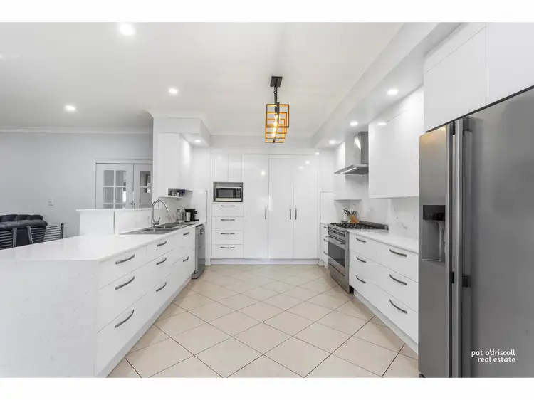 Second view of Homely house listing, 2 Jewell Court, Parkhurst QLD 4702