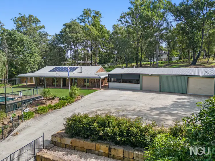 4 Lambton Place, Pine Mountain QLD 4306