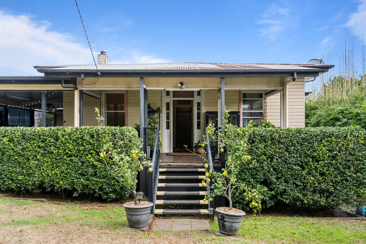 Main view of Homely house listing, 8 Owen Street, Mount Lofty QLD 4350