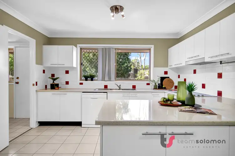 Third view of Homely townhouse listing, 9/175 Thorneside Road, Thorneside QLD 4158