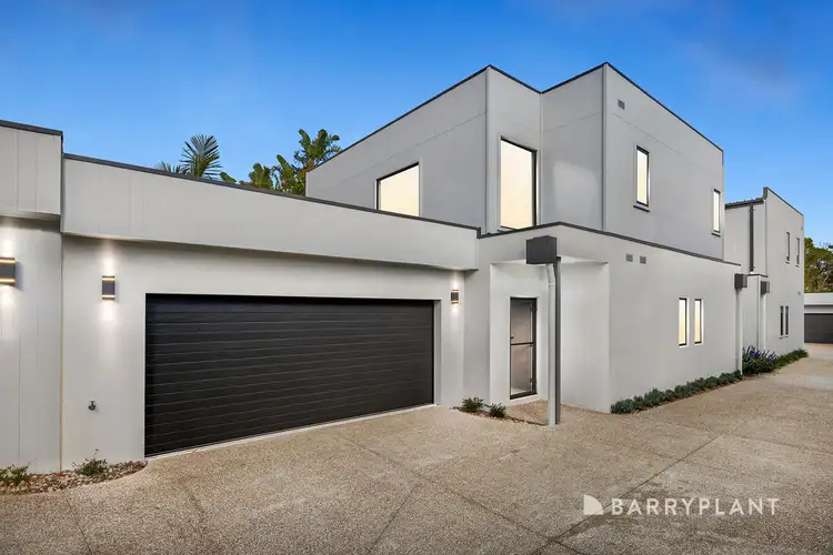 Main view of Homely townhouse listing, 2/266 Jetty Road, Rosebud VIC 3939