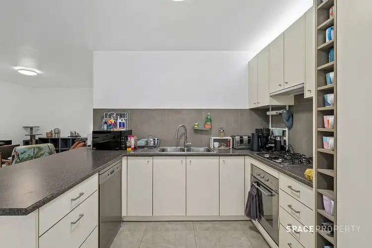 Third view of Homely apartment listing, 6/574 Boundary Street, Spring Hill QLD 4000
