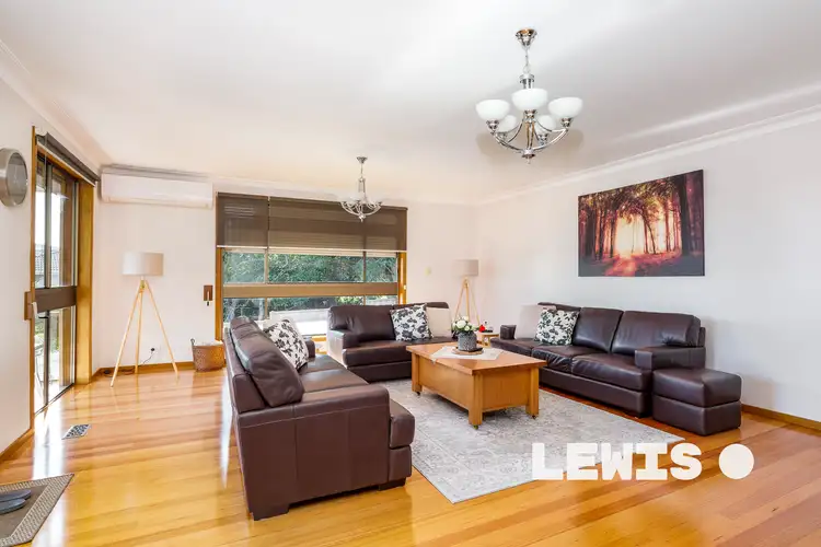 Third view of Homely house listing, 10 Jeffs Court, Endeavour Hills VIC 3802