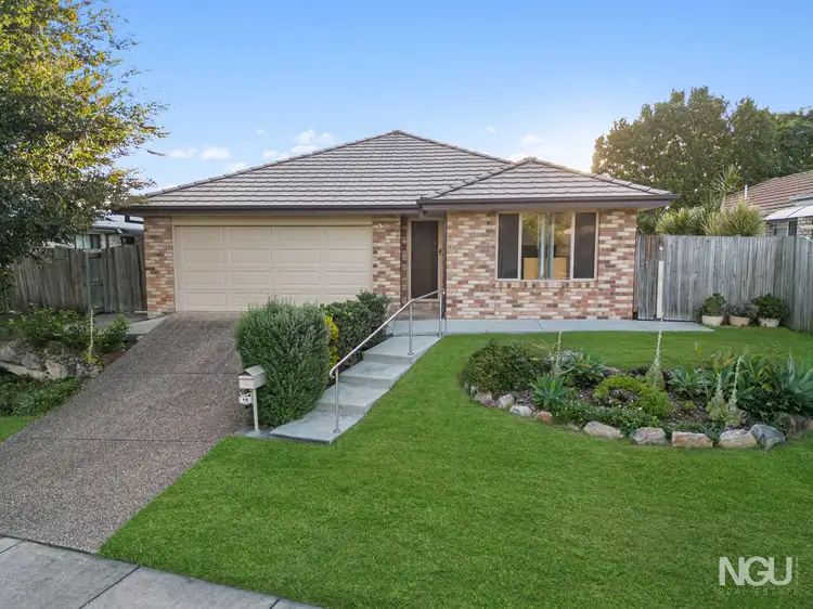16 Tunstall Place, Brassall QLD 4305