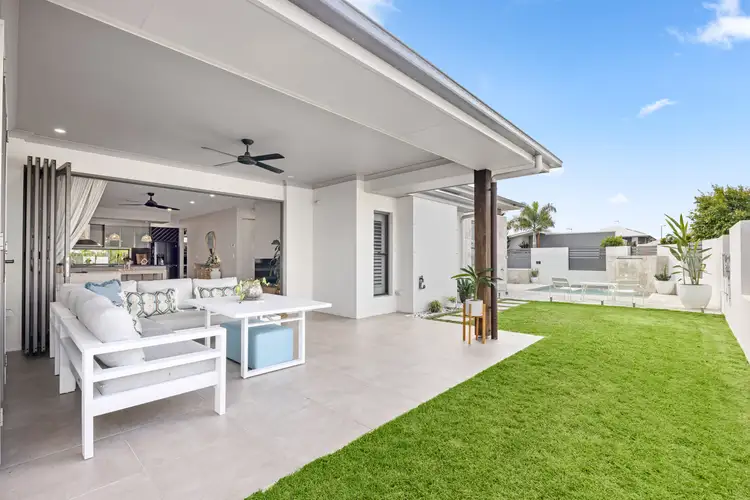 13 Meredith Crescent, Baringa QLD 4551