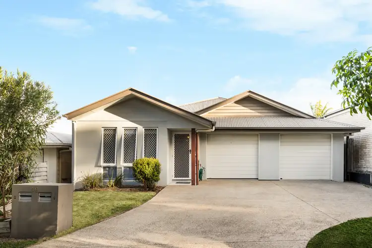16 Fairy Wren Circuit, Dakabin QLD 4503