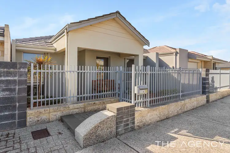 33 Adelong Avenue, Golden Bay WA 6174