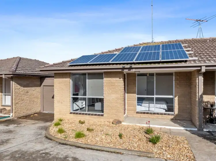 Main view of Homely unit listing, 2/67 Sladen Street, Hamlyn Heights VIC 3215
