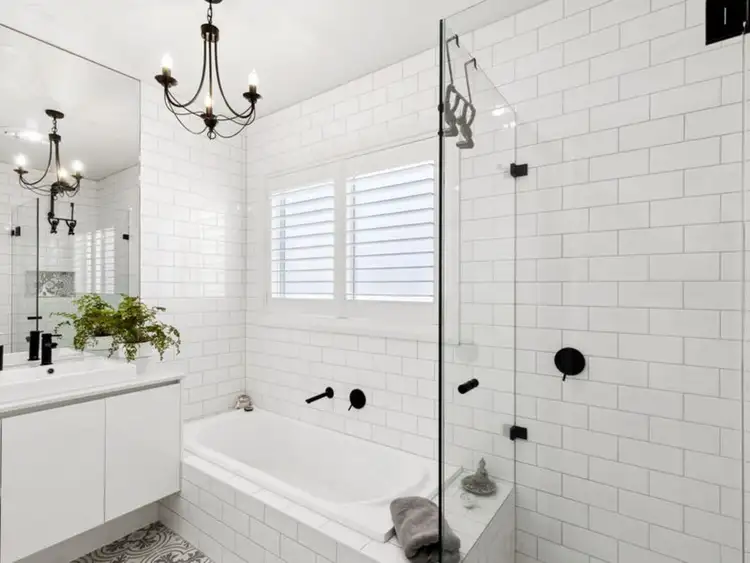 Fifth view of Homely house listing, 2/6 Hazelwood Crescent, Leopold VIC 3224