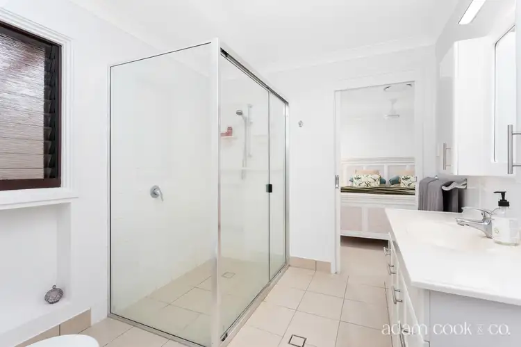 Sixth view of Homely house listing, 124 Howes Road, Farnborough QLD 4703