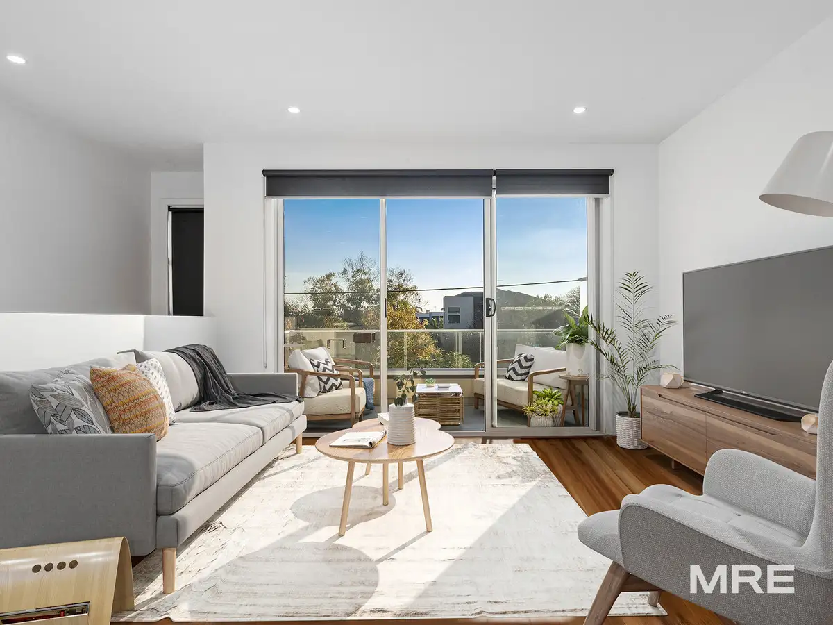 Main view of Homely unit listing, 1/12 Treadwell Road, Essendon North VIC 3041