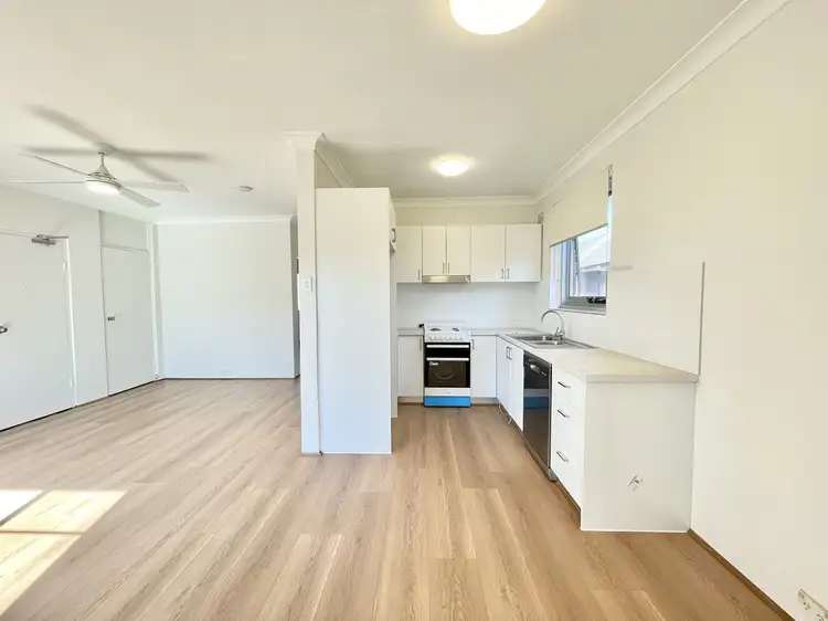14 Templeman Crescent
