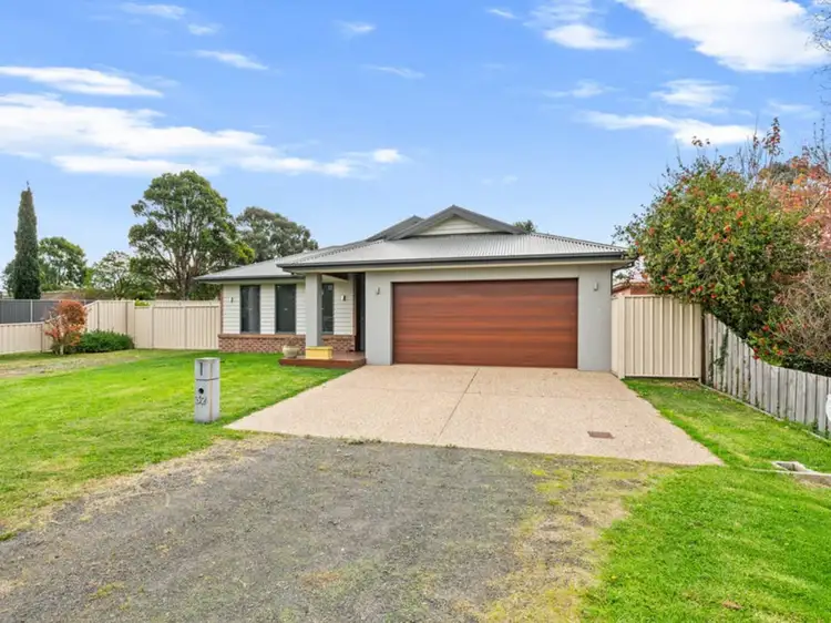 32 Stratford-Maffra Road, Maffra VIC 3860