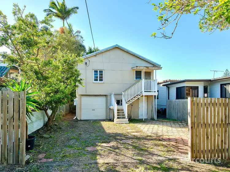 26 Mclennan Street, Woody Point QLD 4019