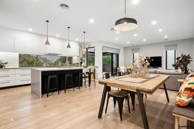 33 Harcourt Avenue, Frankston South VIC 3199