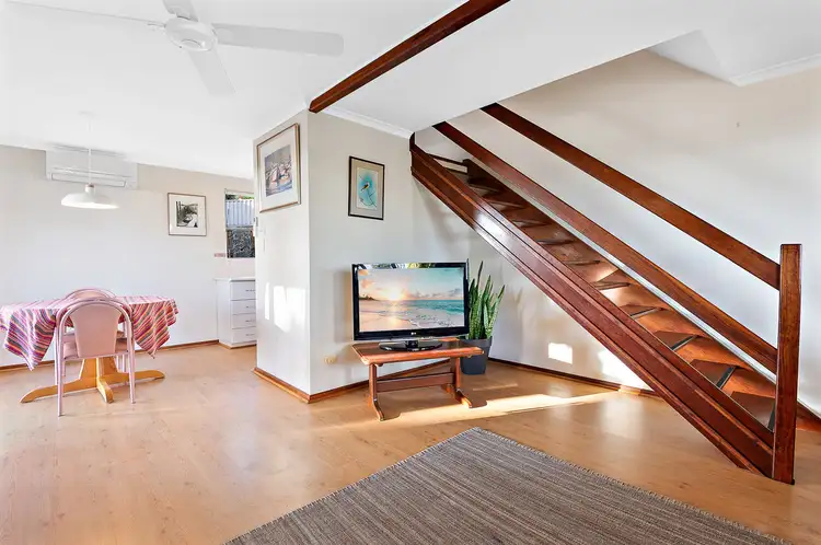 27 Wangoola Terrace, Mount Nasura WA 6112