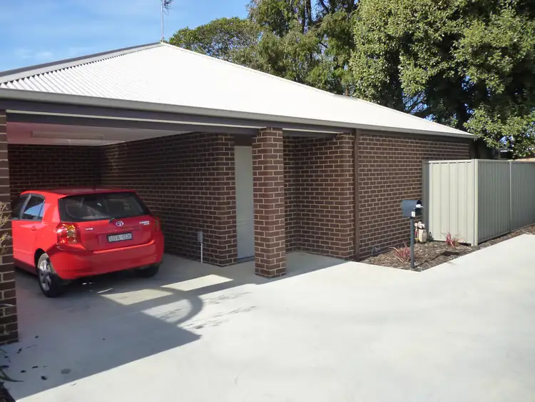 6 Irwin Street