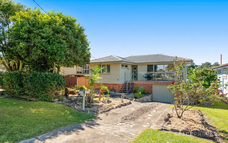 22 Yanderra Avenue, Arana Hills QLD 4054