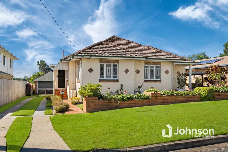 23 Bellew Street, Wynnum QLD 4178