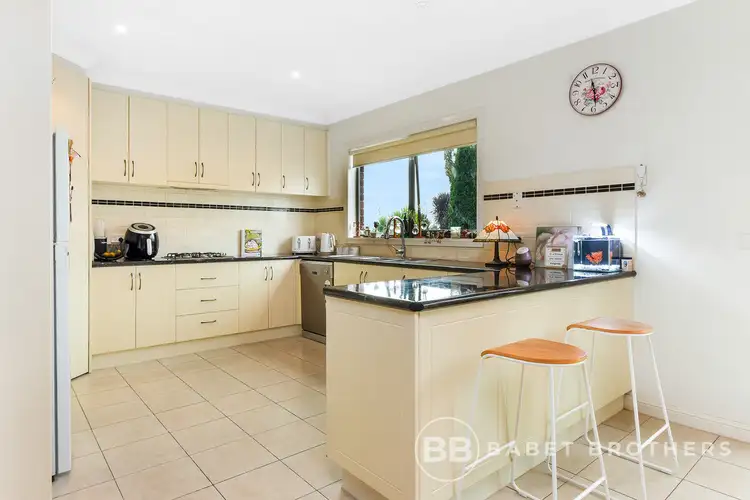 Fourth view of Homely house listing, 2/26 Lyndhurst Sqaure, Drouin VIC 3818