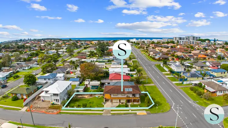 124 Macquarie Grove, Caves Beach NSW 2281