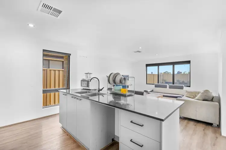 Fifth view of Homely house listing, 24 Ioppolo Court, Sinagra WA 6065