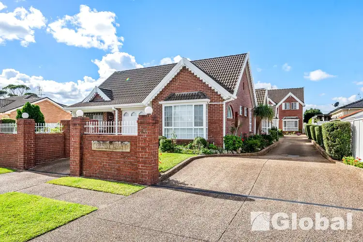 2/62 Albert Street, Warners Bay NSW 2282