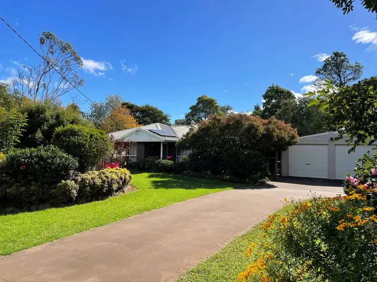 9 Granada Drive