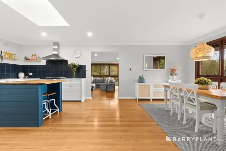 4 Woodlands Avenue, Emerald VIC 3782
