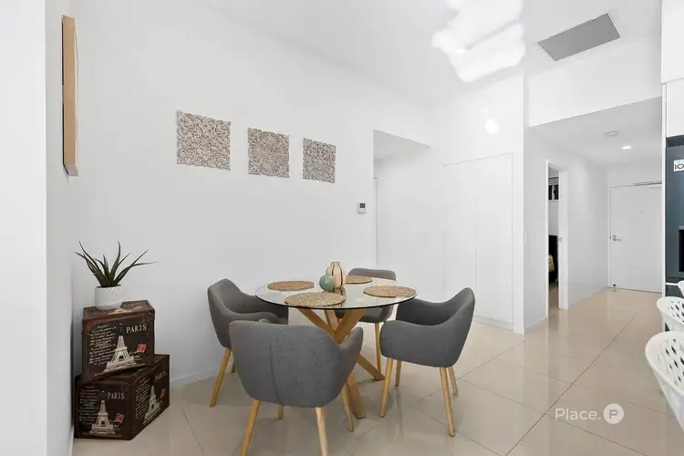 Sixth view of Homely apartment listing, 2/100 Holdsworth Street, Coorparoo QLD 4151