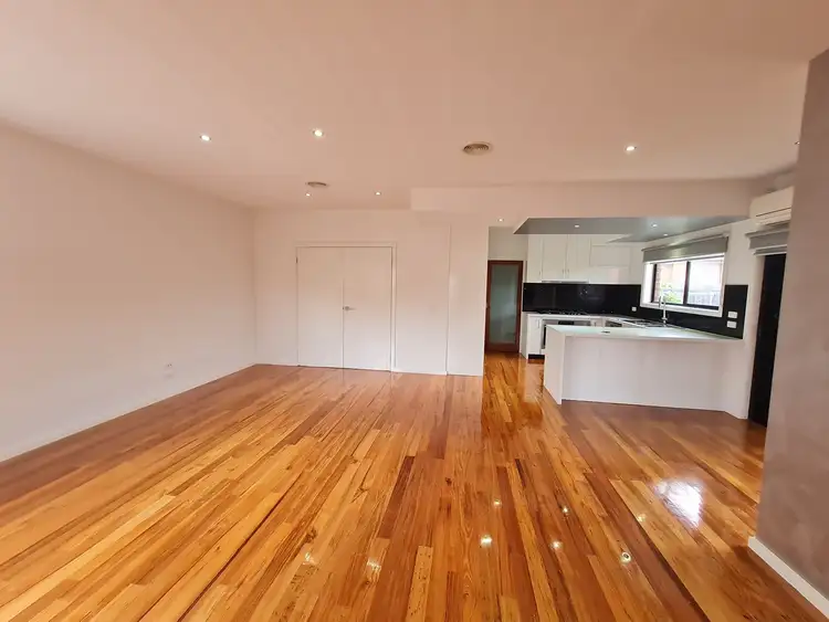 Fifth view of Homely townhouse listing, 2/52 Ashleigh Crescent, Meadow Heights VIC 3048