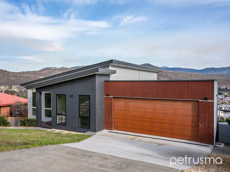 17 Carter Court, New Norfolk TAS 7140