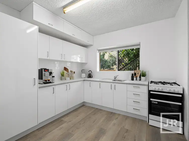 Sixth view of Homely unit listing, 2/24 Weston Street, Coorparoo QLD 4151