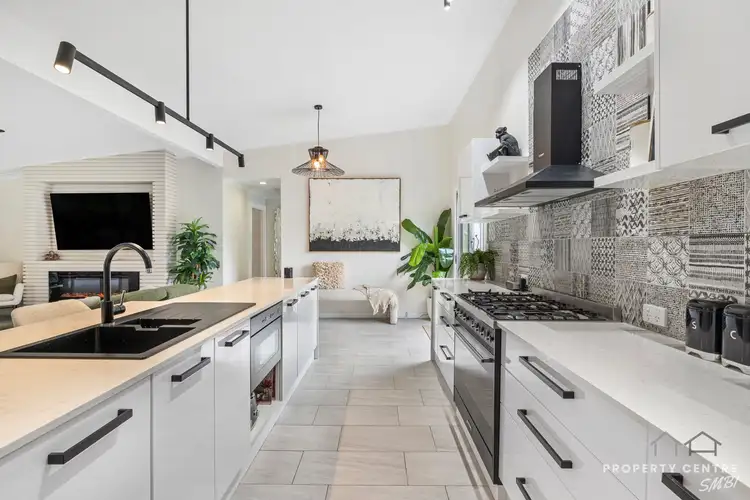2 Billambang Street, Russell Island QLD 4184