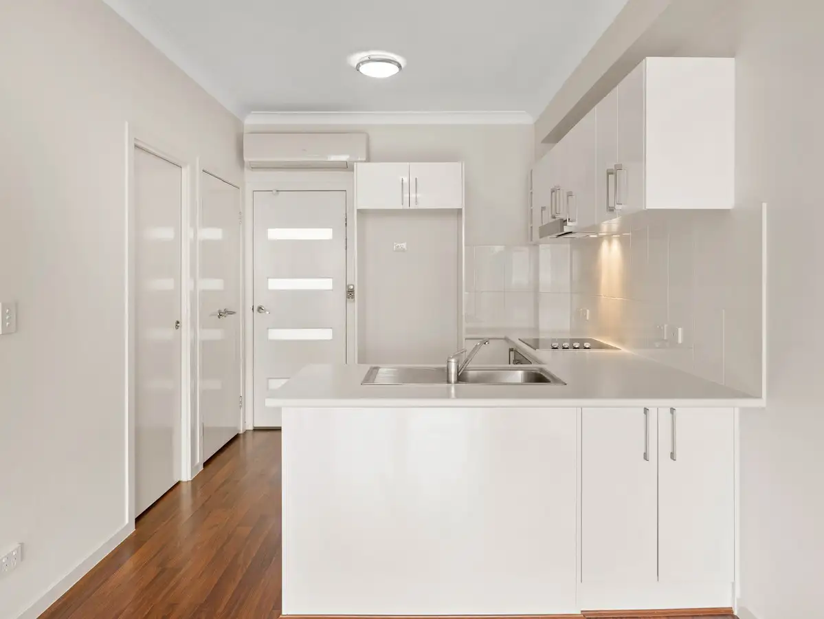 Main view of Homely townhouse listing, 2/5 Daniells Street, Carina QLD 4152