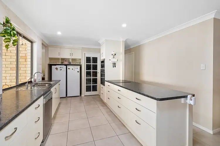 Third view of Homely house listing, 4 Caston Court, Birkdale QLD 4159
