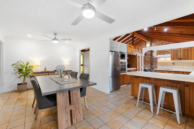 Fifth view of Homely house listing, 7 Yeovil Court, Alexandra Hills QLD 4161