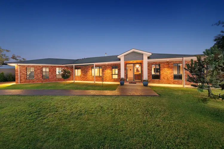 152 Huon-Kiewa Road, Tangambalanga VIC 3691