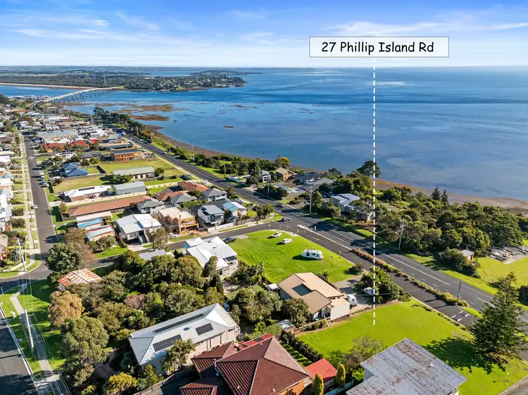 27 Phillip Island Road, San Remo VIC 3925