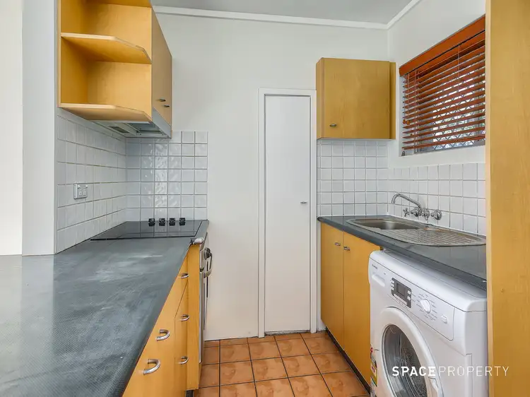 Fourth view of Homely apartment listing, 10-10A/76-78 Gladstone Road, Highgate Hill QLD 4101