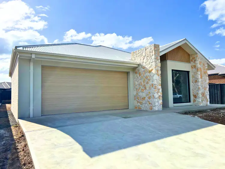 17 Riparian Vista, Wangaratta VIC 3677