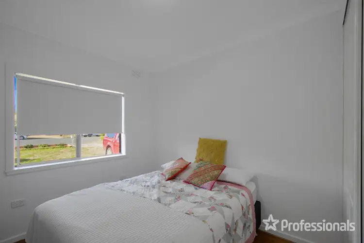 Sixth view of Homely house listing, 11 Bungown Place, Mount Austin NSW 2650