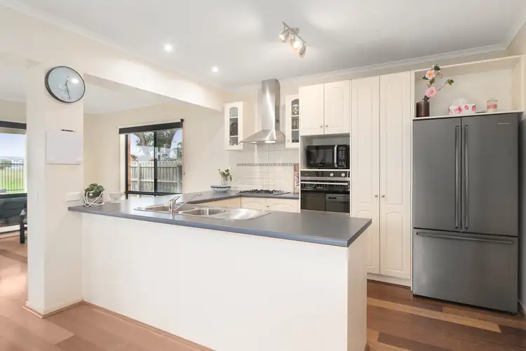 Fourth view of Homely house listing, 27 Venezia Way, Skye VIC 3977