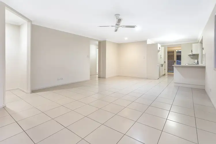 Main view of Homely unit listing, 2/127 Todds Road, Lawnton QLD 4501
