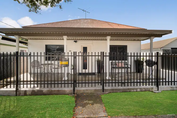 35 Melville Road, Broadmeadow NSW 2292
