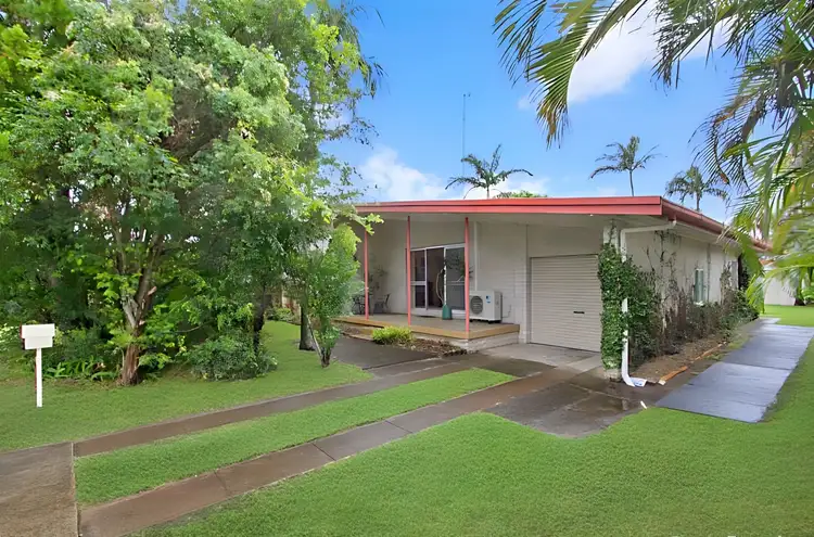 13 Allawah Avenue, Palm Beach QLD 4221