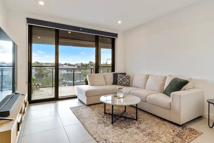 302/111 Kates Street, Morningside QLD 4170