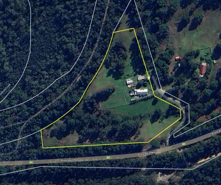 19 Gully Road, Nowa Nowa VIC 3887