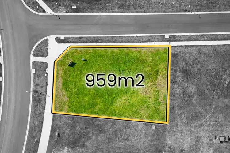 4 Lochard Terrace, Lakes Entrance VIC 3909
